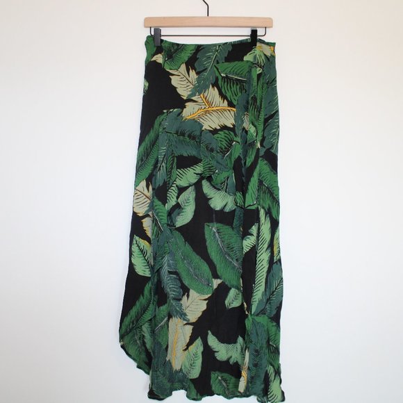 Beach Riot Rachel Palm Leaf Skirt - Black - Picture 6 of 6